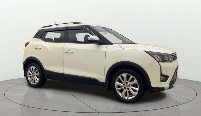 2019 Mahindra XUV300 W8 1.5 DIESEL, Diesel, Manual, 64,535 km, Right Front Diagonal