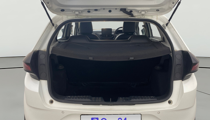 2021 Tata ALTROZ XE PETROL, Petrol, Manual, 32,631 km, Boot Open Zoomed View