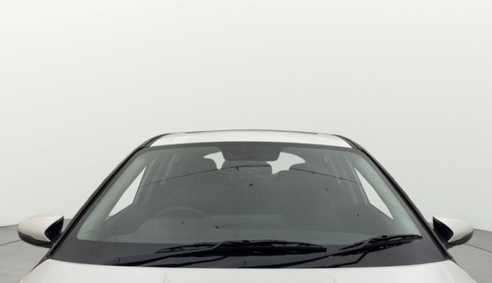 2021 Hyundai NEW I20 ASTA (O) 1.5 CRDI MT, Diesel, Manual, 84,368 km, Front Windshield