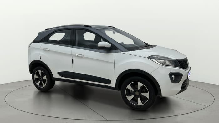 2018 Tata NEXON XZA PLUS PETROL, Petrol, Automatic, 75,773 km, Right Front Diagonal