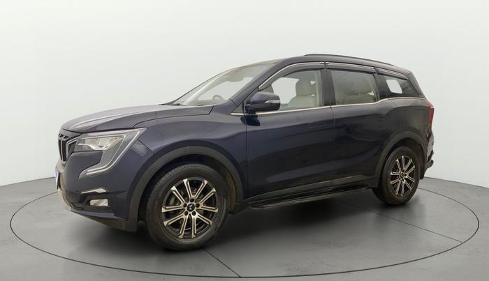2024 Mahindra XUV700 AX 7 P AT 7 STR, Petrol, Automatic, 21,999 km, Left Front Diagonal