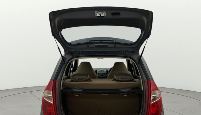 2013 Hyundai i10 SPORTZ 1.2, Petrol, Manual, 38,037 km, Boot Door Open