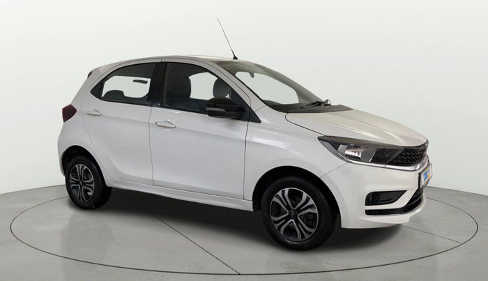2023 Tata Tiago XT CNG, CNG, Manual, 31,749 km, Right Front Diagonal
