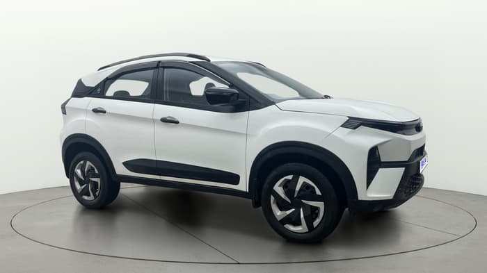 2023 Tata NEXON PURE S 1.2 REVOTRON 6MT, Petrol, Manual, 1,20,477 km, Right Front Diagonal