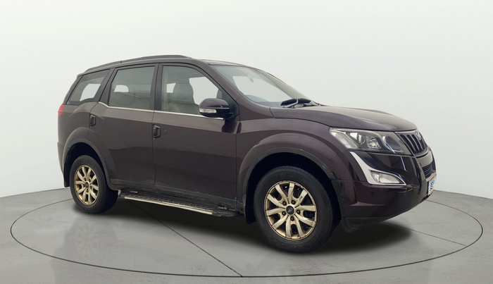 2017 Mahindra XUV500 W10 AT, Diesel, Automatic, 90,254 km, SRP