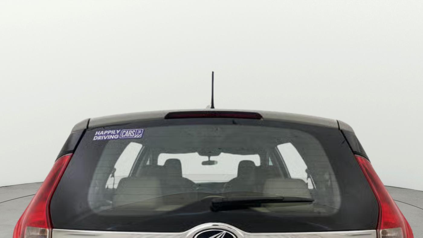 2018 Mahindra MARAZZO M8 7 STR, Diesel, Manual, 1,16,231 km, Rear Windshield