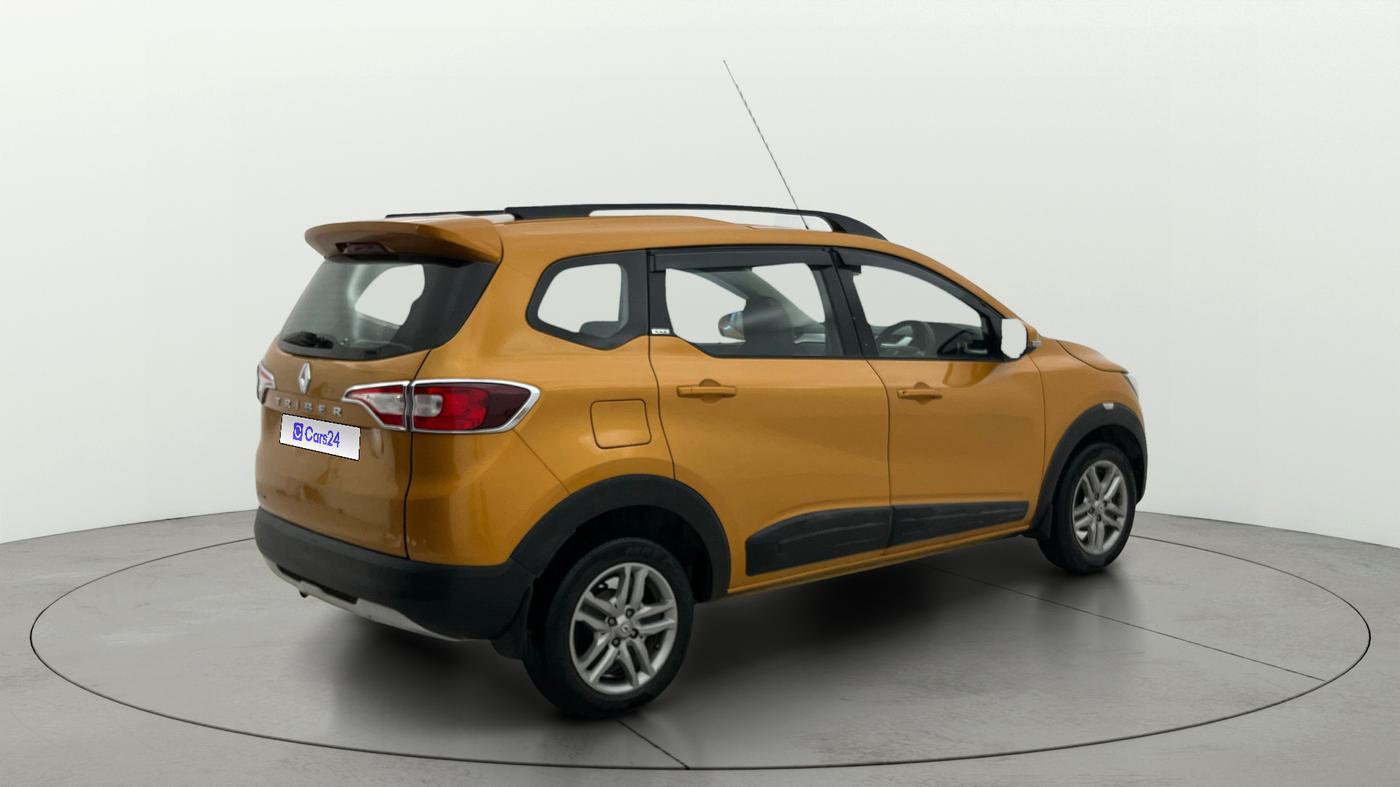 2021 Renault TRIBER RXZ, Petrol, Manual, 55,624 km, Right Back Diagonal