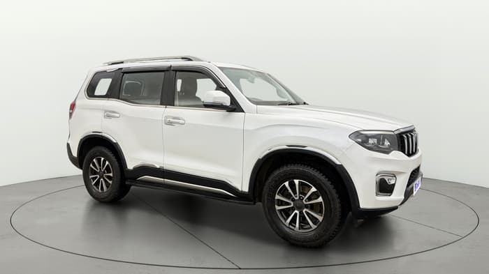 2023 Mahindra SCORPIO-N Z8 L DIESEL MT 2WD 7 STR, Diesel, Manual, 1,00,118 km, Right Front Diagonal