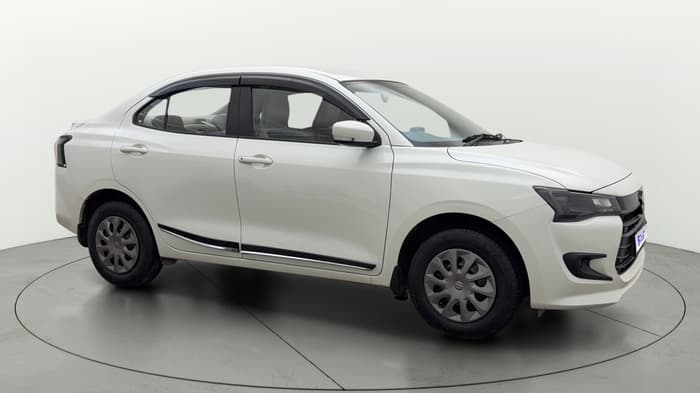 2026 Maruti Dzire VXi, Petrol, Manual, 5,622 km, Right Front Diagonal