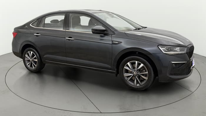 2025 Skoda SLAVIA Prestige 1.5L TSI AT, Petrol, Automatic, 29,877 km, Right Front Diagonal