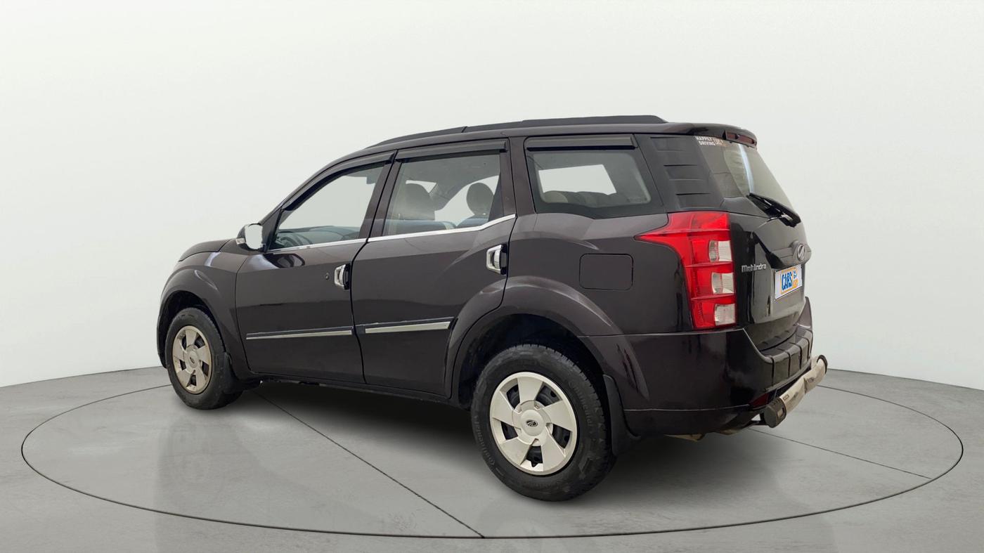2017 Mahindra XUV500 W4, Diesel, Manual, 99,924 km, Left Back Diagonal
