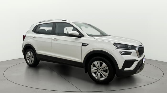2023 Skoda KUSHAQ AMBITION 1.0L TSI MT, Petrol, Manual, 34,299 km, Right Front Diagonal