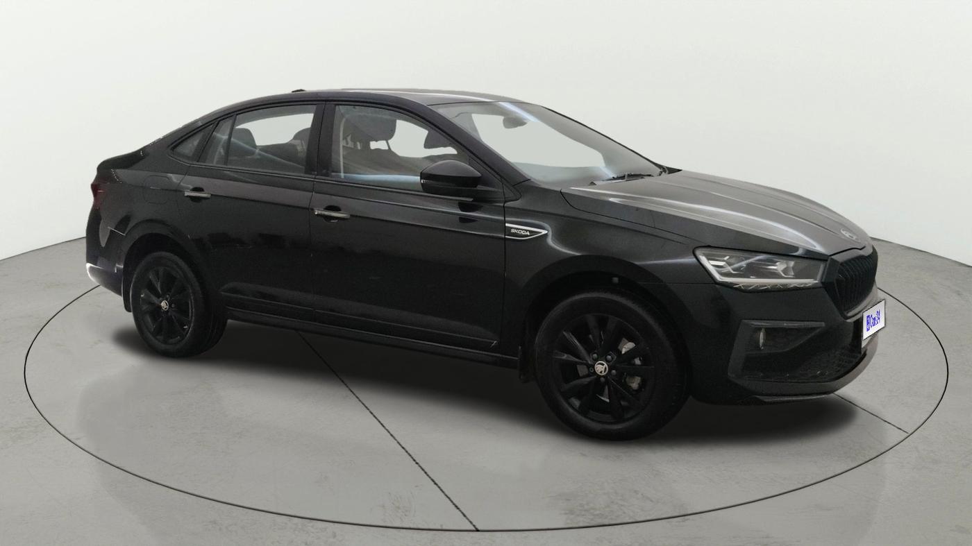 2025 Skoda SLAVIA Sportline 1.0L TSI AT, Petrol, Automatic, 2,384 km, Right Front Diagonal