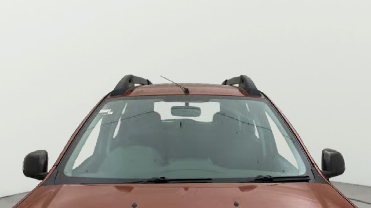 2018 Renault Duster RXS CVT, Petrol, Automatic, 1,41,126 km, Front Windshield