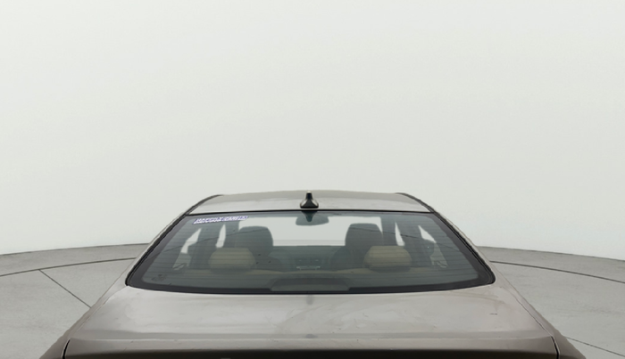 2014 Hyundai Verna FLUIDIC 1.6 CRDI SX, Diesel, Manual, 1,44,910 km, Rear Windshield