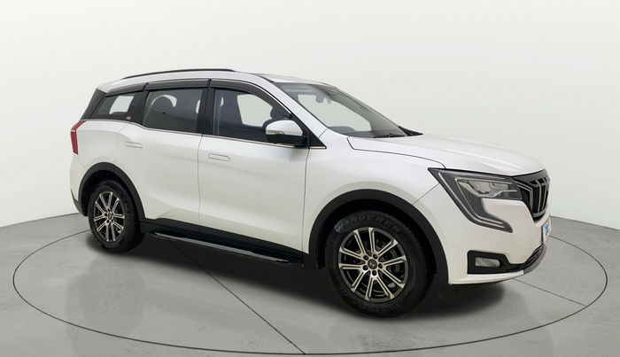 2022 Mahindra XUV700 AX 7 LUXURY P AT 7 STR, Petrol, Automatic, 38,547 km, SRP