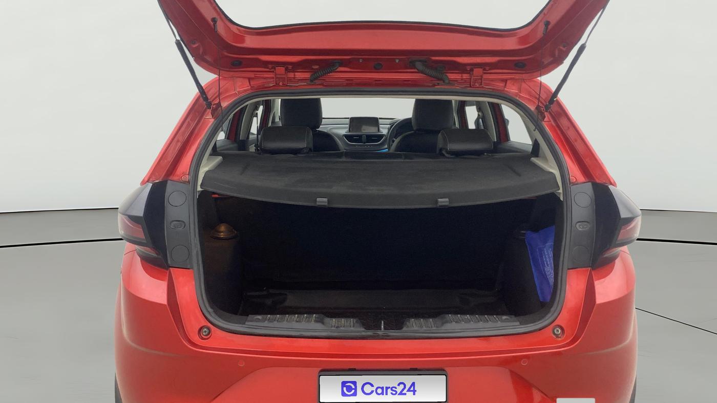 2023 Tata ALTROZ XZ PETROL, Petrol, Manual, 10,186 km, Boot Open Zoomed View