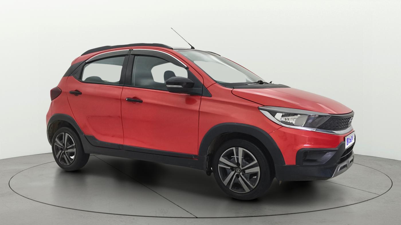 2022 Tata TIAGO NRG XZ MT, Petrol, Manual, 68,264 km, Right Front Diagonal