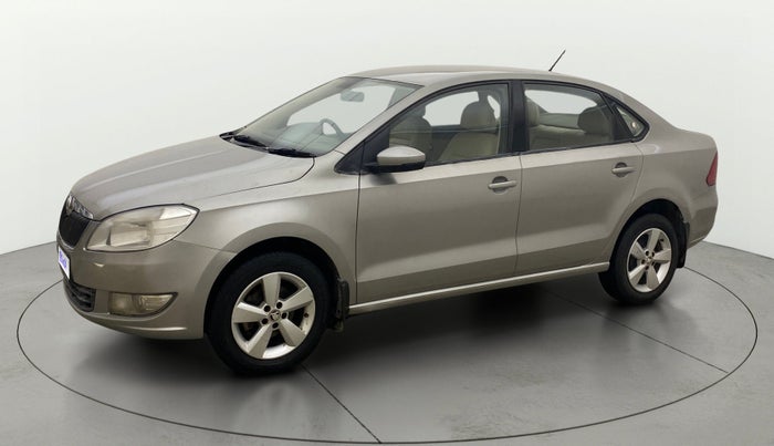 2016 Skoda Rapid AMBITION 1.6 MPI MT, Petrol, Manual, 82,089 km, Left Front Diagonal