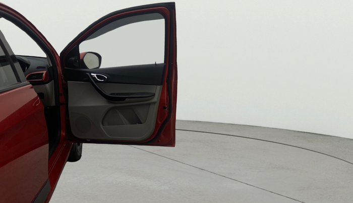 2019 Tata Tiago XZA PETROL, Petrol, Automatic, 54,410 km, RHS Front Door