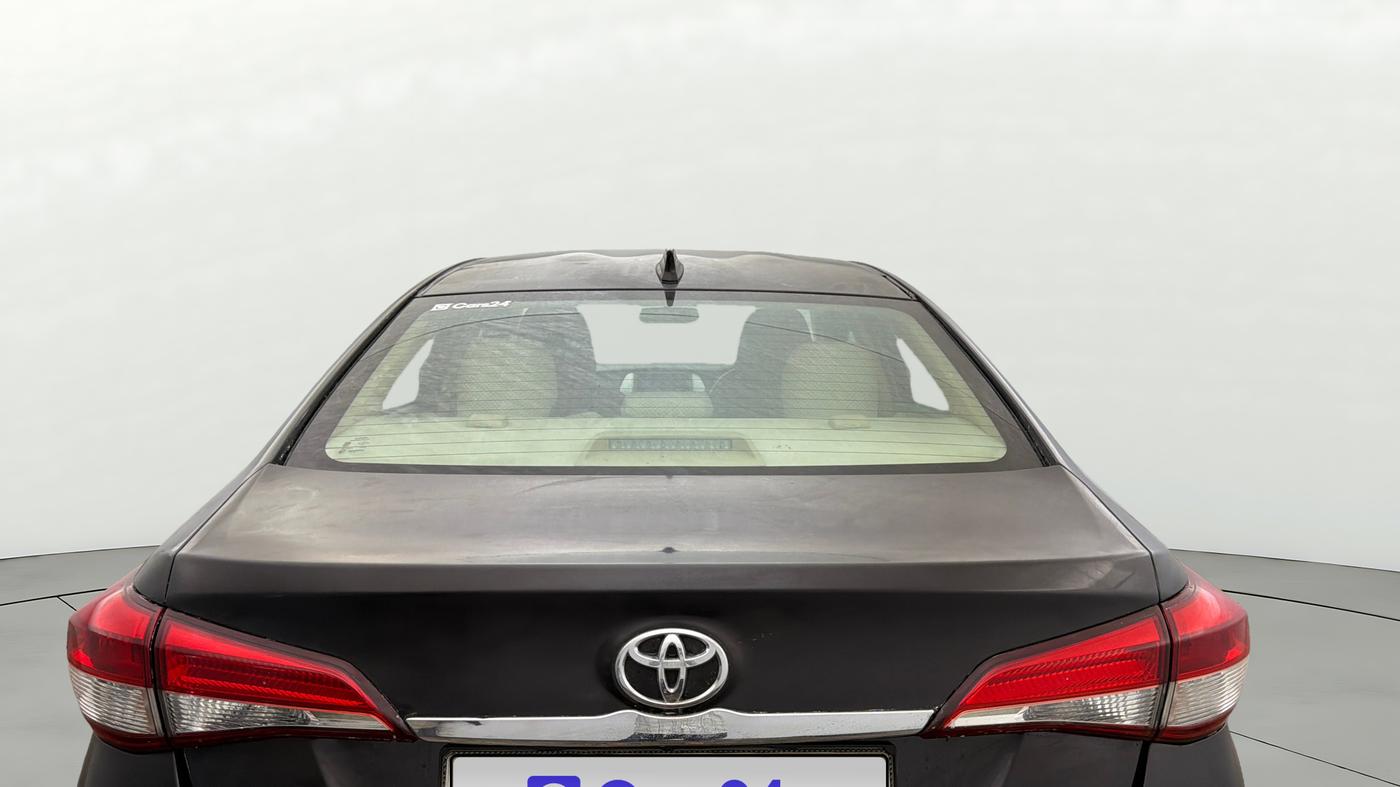 2018 Toyota YARIS G CVT, Petrol, Automatic, 1,09,066 km, Rear Windshield