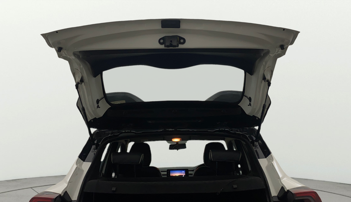 2021 Renault Kiger RXT TURBO CVT, Petrol, Automatic, 25,660 km, Boot Door Open