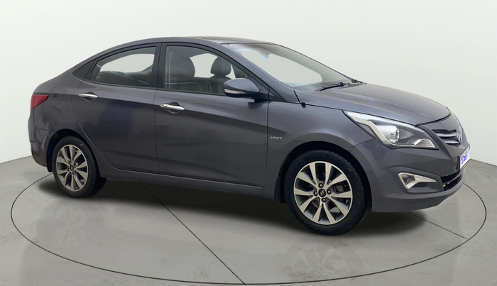 2015 Hyundai Verna FLUIDIC 4S 1.6 VTVT S(O), Petrol, Manual, 52,154 km, Right Front Diagonal