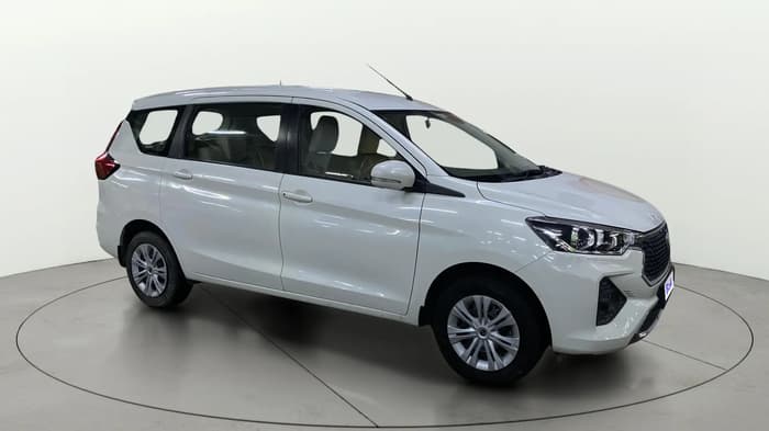 2024 Toyota RUMION S MT , Petrol, Manual, 28,039 km, Right Front Diagonal
