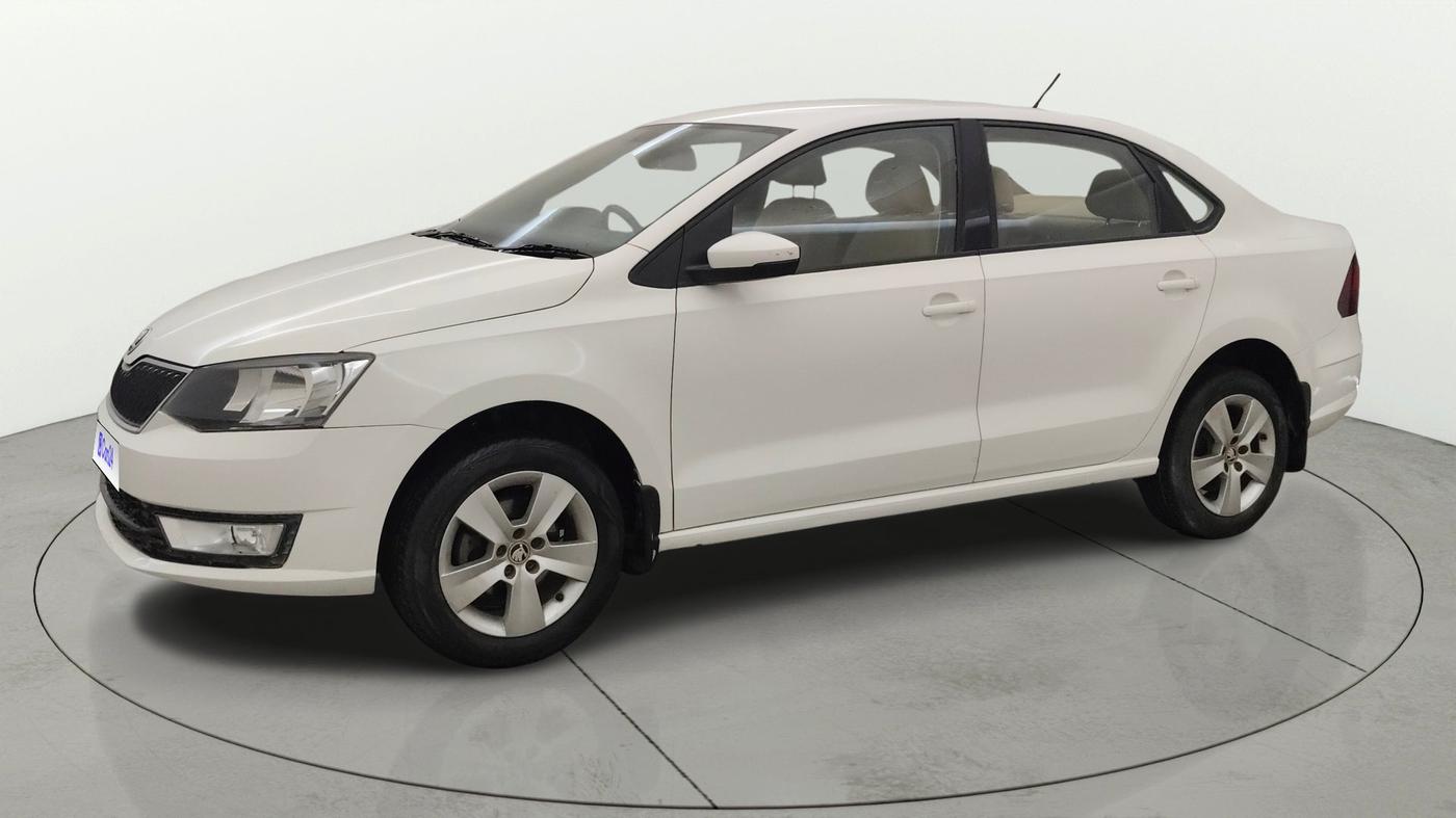 2017 Skoda Rapid AMBITION 1.6 MPI MT, Petrol, Manual, 43,118 km, Left Front Diagonal