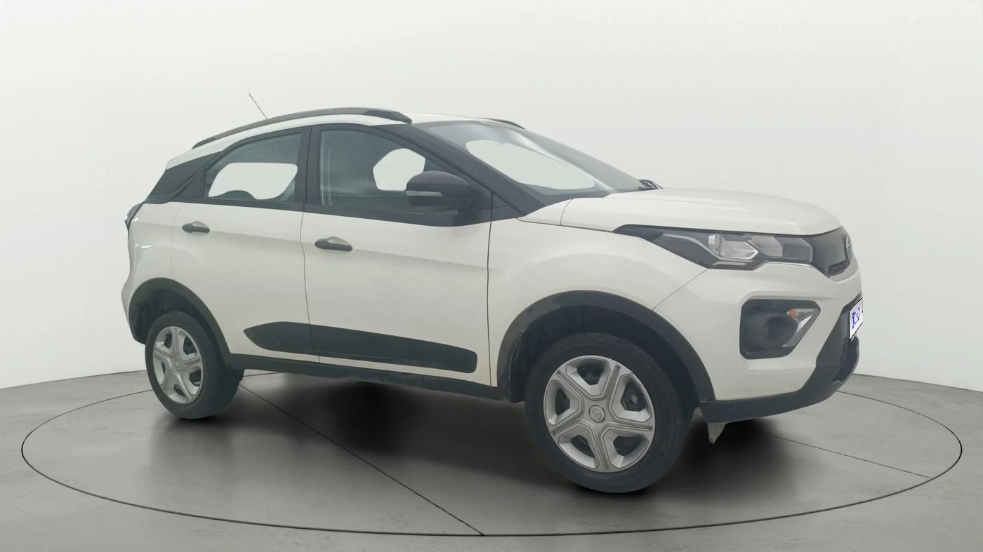 2023 Tata NEXON XM PETROL, Petrol, Manual, 9,097 km, Right Front Diagonal