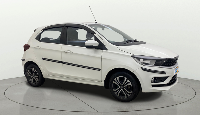 2020 Tata Tiago XZ PETROL, Petrol, Manual, 13,405 km, Right Front Diagonal