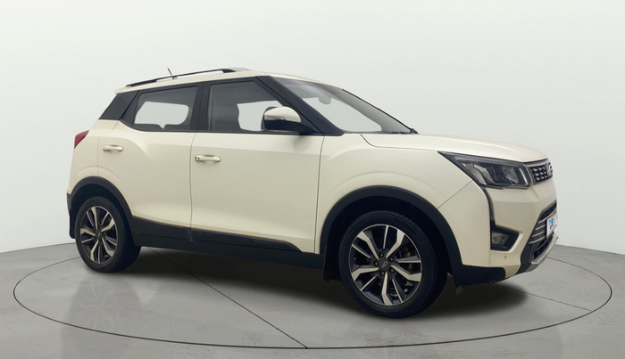 2019 Mahindra XUV300 W8 (O) 1.5 DIESEL AMT, Diesel, Automatic, 1,23,093 km, SRP