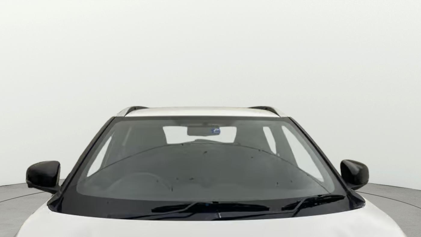 2022 Nissan MAGNITE XV PREMIUM TURBO CVT, Petrol, Automatic, 74,360 km, Front Windshield