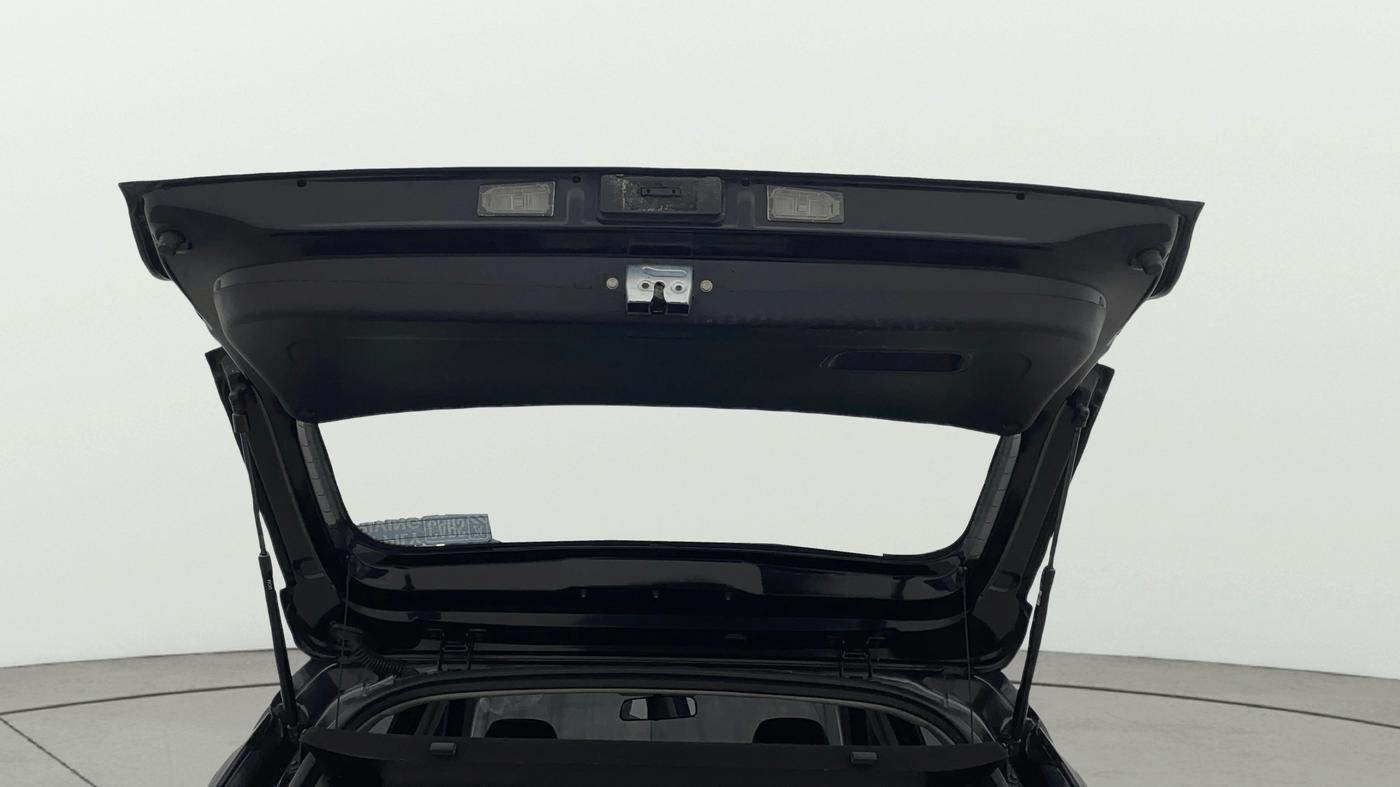 2020 KIA SONET HTX 1.5, Diesel, Manual, 98,623 km, Boot Door Open