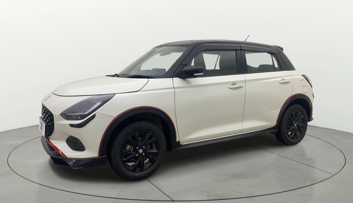 2024 Maruti Swift ZXi, Petrol, Manual, 16,346 km, Left Front Diagonal