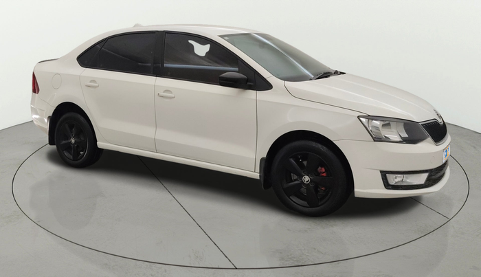 2017 Skoda Rapid AMBITION 1.6 MPI MT, Petrol, Manual, 42,422 km, SRP