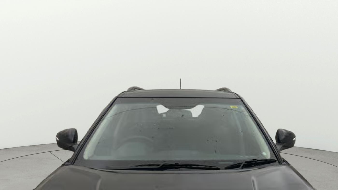 2020 Mahindra XUV300 W8 1.5 DIESEL, Diesel, Manual, 93,468 km, Front Windshield