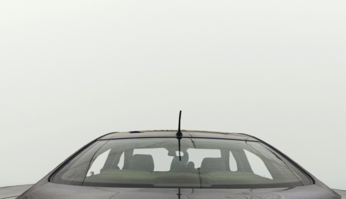 2015 Hyundai Verna FLUIDIC 1.6 CRDI S(O) 4S, Diesel, Manual, 99,327 km, Rear Windshield