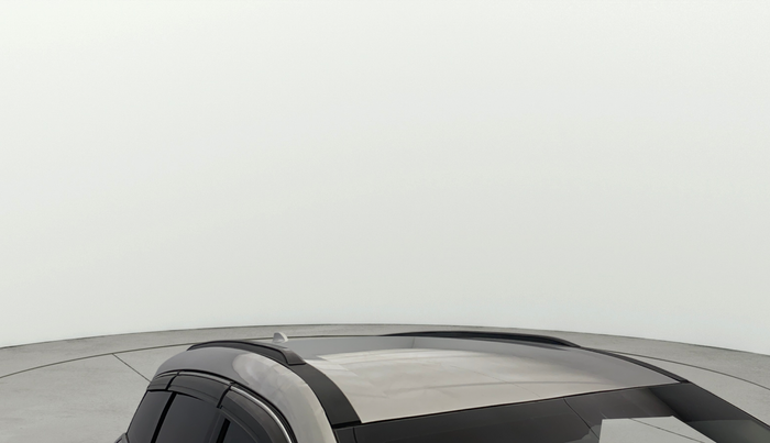 2022 Mahindra XUV700 AX 3 D MT 7 STR, Diesel, Manual, 1,31,555 km, Roof