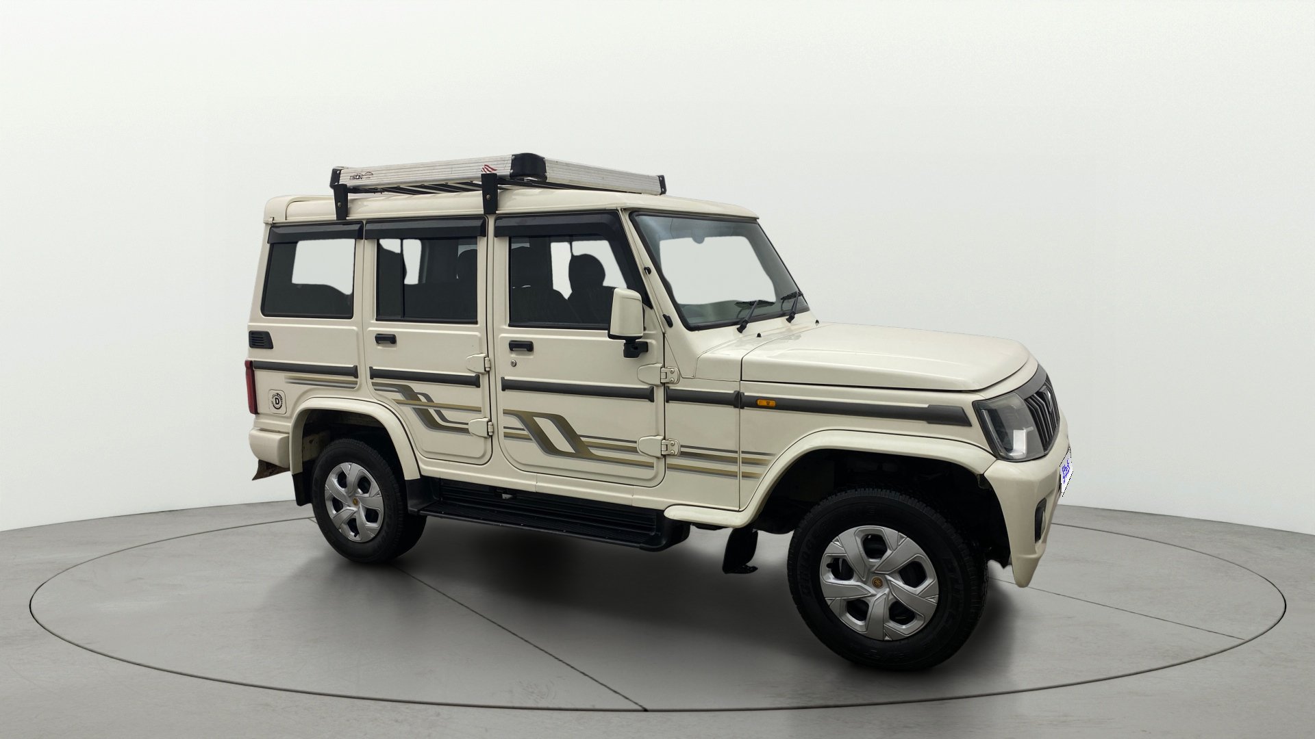 2023 Mahindra Bolero B6 (O) 2023 Mahindra Bolero B6 (O)