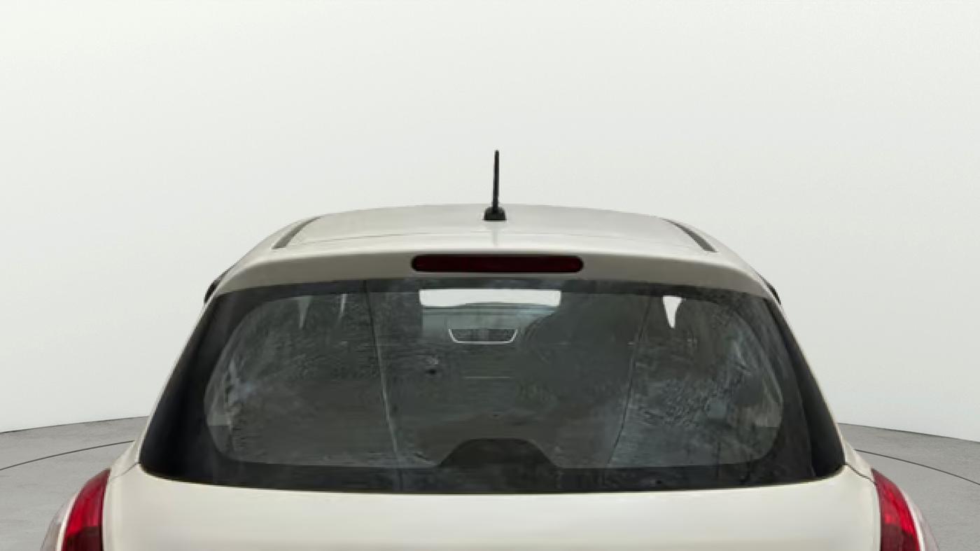 2016 Maruti Swift VXI, Petrol, Manual, 81,294 km, Rear Windshield