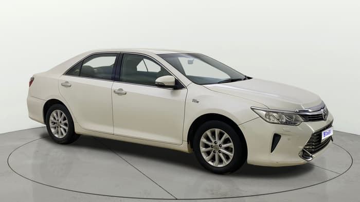2016 Toyota Camry 2.5L AT, Petrol, Automatic, 65,294 km, Right Front Diagonal