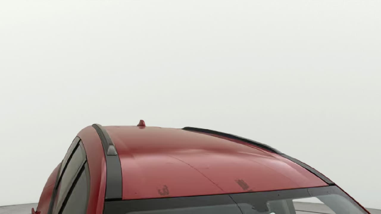 2022 Mahindra XUV700 AX 3 P MT 5 STR, Petrol, Manual, 82,103 km, Roof