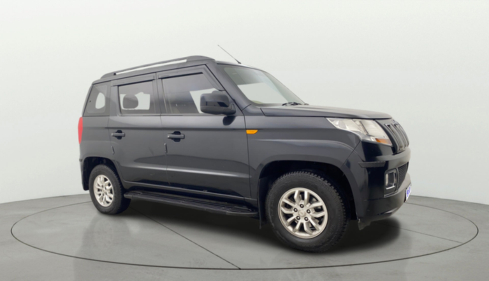 2017 Mahindra TUV300 T8, Diesel, Manual, 54,026 km, Right Front Diagonal