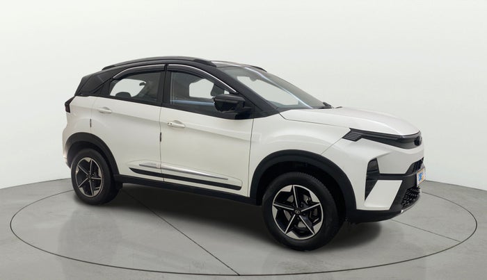 2025 Tata NEXON Fearless Plus (PS) 1.2 iCNG 6MT Dual Tone, CNG, Manual, 15,521 km, SRP