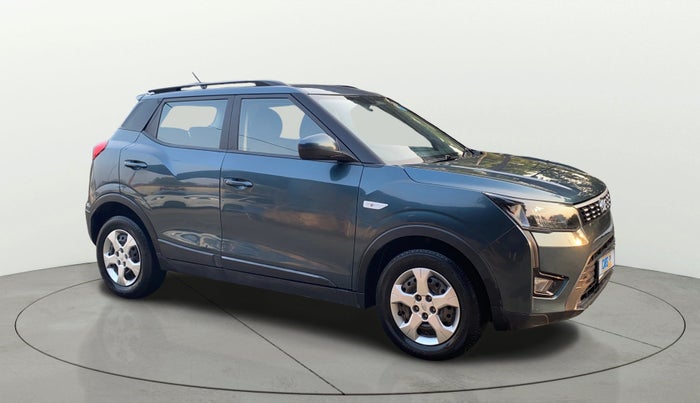 2020 Mahindra XUV300 W6 1.2 PETROL, Petrol, Manual, 57,600 km, SRP