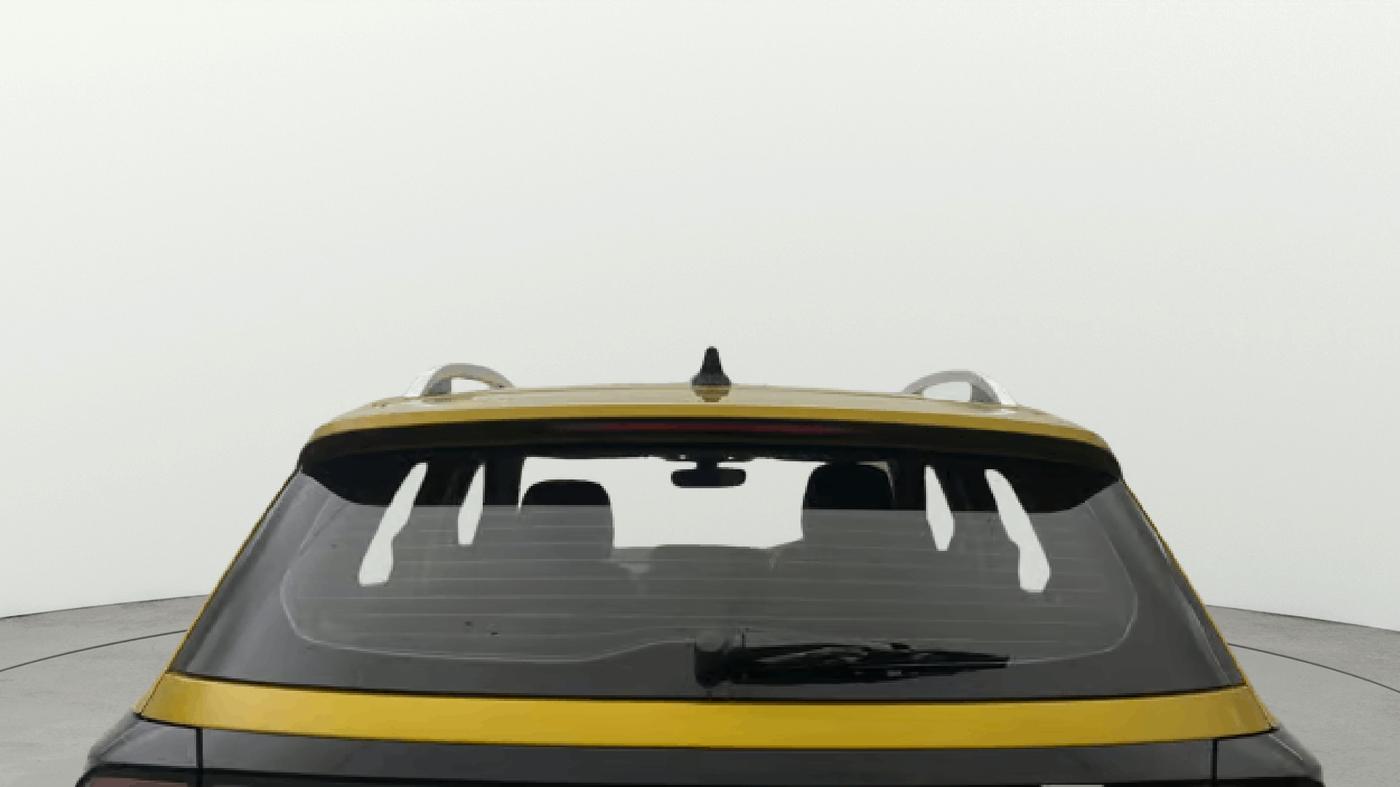 2021 Volkswagen TAIGUN TOPLINE 1.0 TSI MT, Petrol, Manual, 1,10,926 km, Rear Windshield
