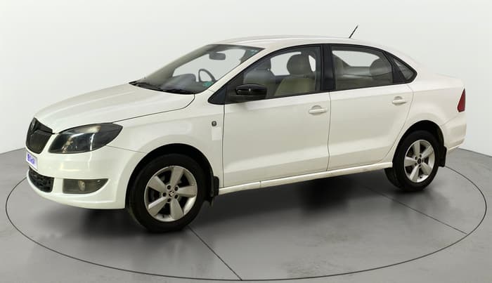 2015 Skoda Rapid ELEGANCE 1.6 MPI MT, Petrol, Manual, 1,27,039 km, Left Front Diagonal