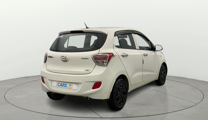2016 Hyundai Grand i10 MAGNA 1.2 KAPPA VTVT, Petrol, Manual, 50,232 km, Right Back Diagonal