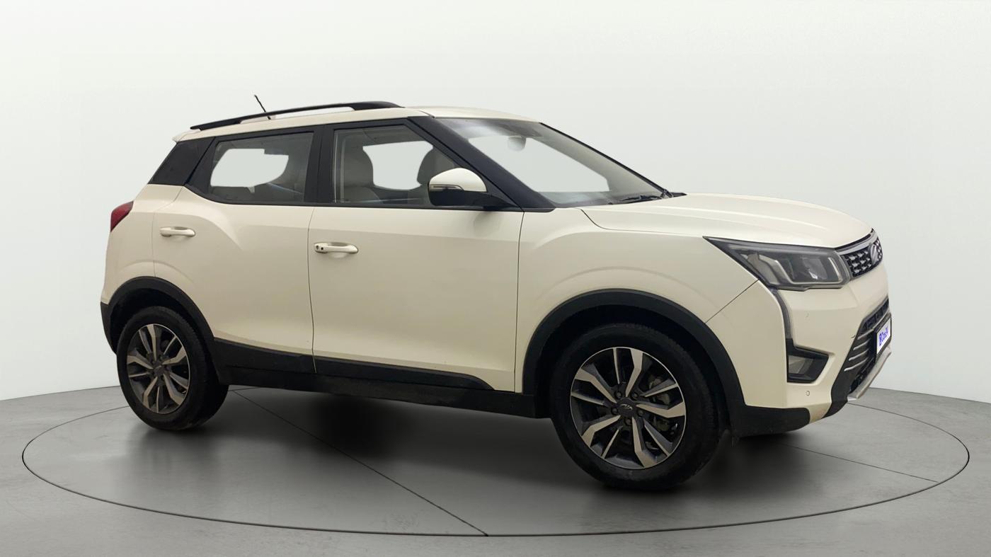 2021 Mahindra XUV300 W8 (O) 1.5 DIESEL AMT, Diesel, Automatic, 1,23,050 km, SRP